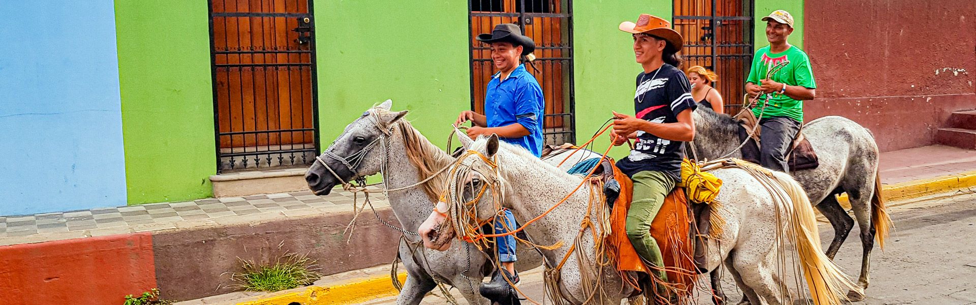 Gauchos in Granada |  Fritz Fucik, Amadeus Travel Agency / Chamleon