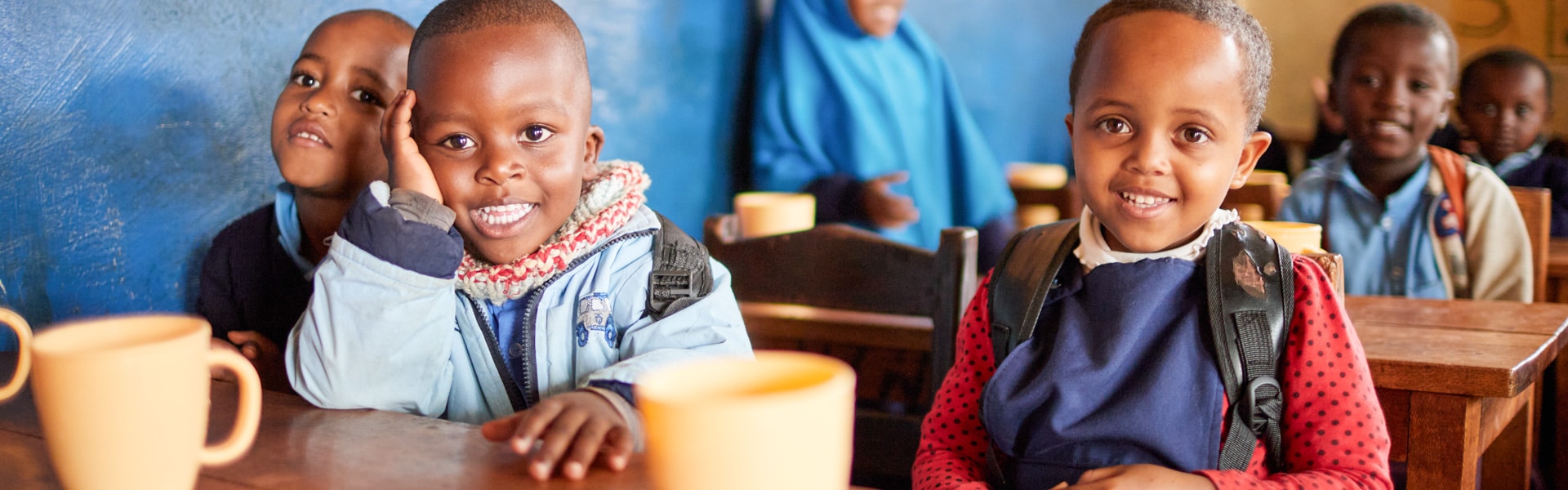 Amani Kinder im Klassenraum |  Stephan Auner, Chamleon