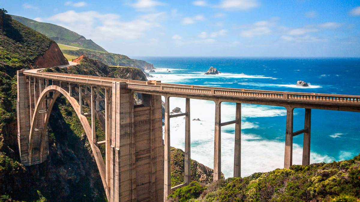Bixby Bridge |  Cristofer Maximilian, Unsplash / Chamleon