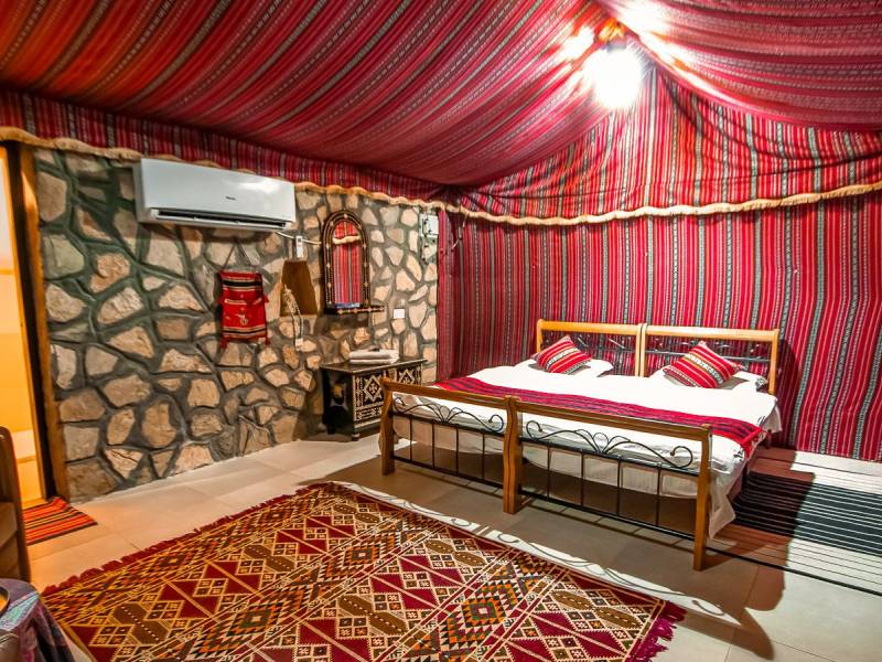 Sama Al Wasil Camp |  ventura, Samaal Wasil Camp / Chamleon