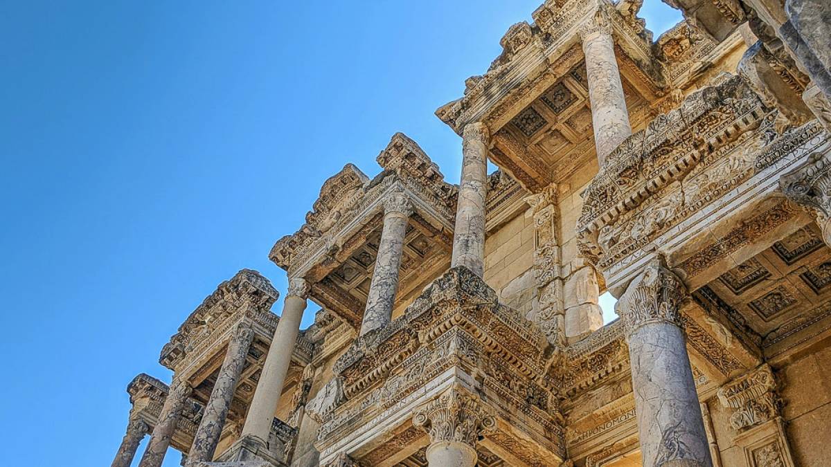 Ephesus Freilichtmuseum |  Zoyalex Chaptor, Unsplash / Chamelon