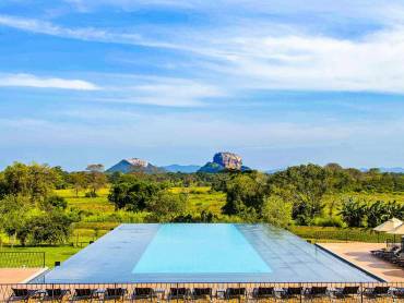 Aaliya Resort |  Sanjaya Bandara, Aaliya Resort / Chamleon