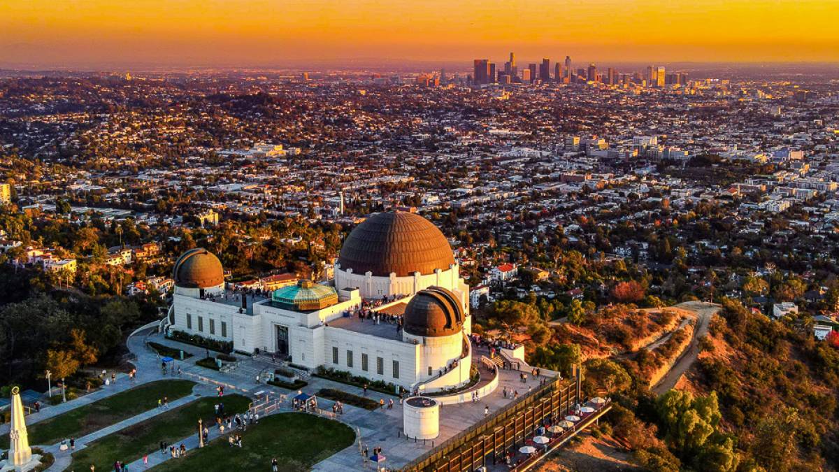 Griffith Observatory |  Nils Huenerfuerst, Unsplash / Chamleon