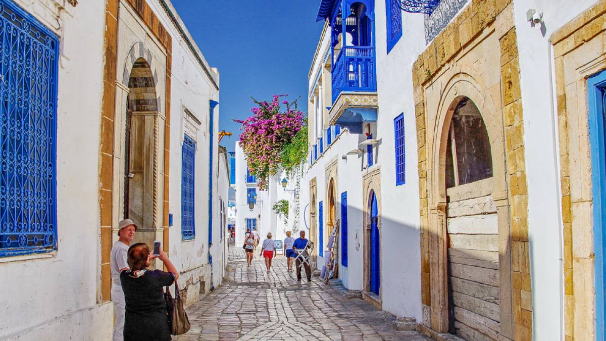 Fotografieren in den Stra?en von Sidi Bou Said |  Tatiana Chernysheva, Pixabay / Chamleon