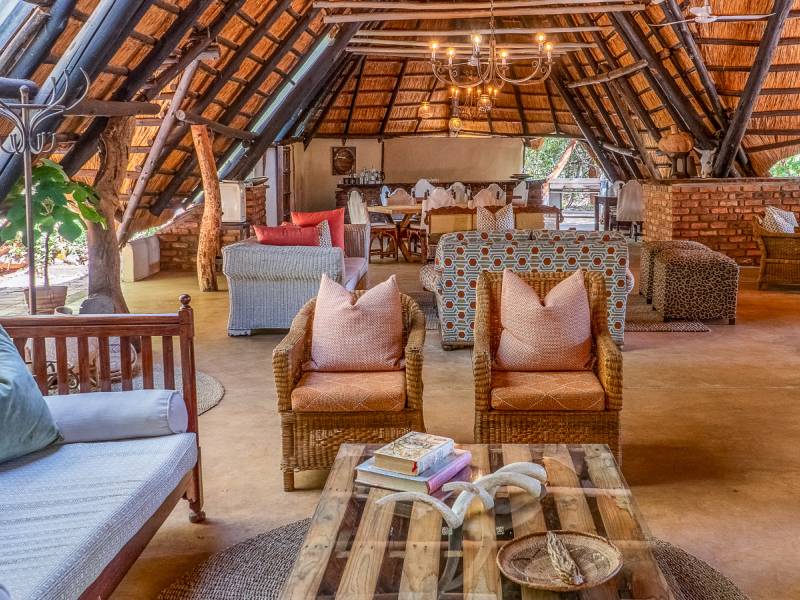 Ivory Lodge |  Ivory Lodge / Chamleon