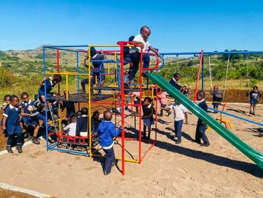Mandawe Primary School |  Chamleon