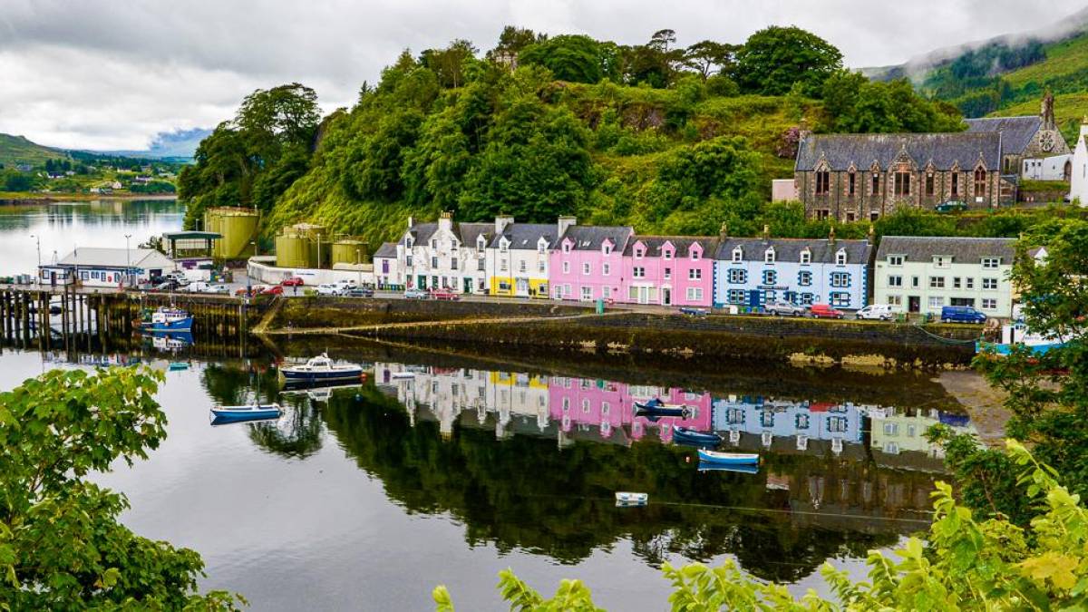 Hafen von Portree | © Jacqueline Schmid, Pixabay / Chamäleon Hafen von Portree | © Jacqueline Schmid, Pixabay / Chamäleon