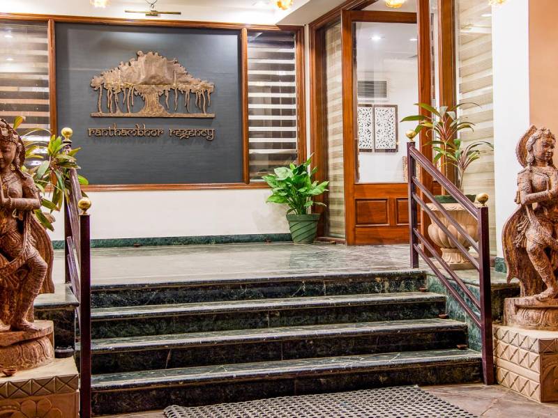 Ranthambore Regency |  Archna Singh, Ranthambore Regency / Chamleon