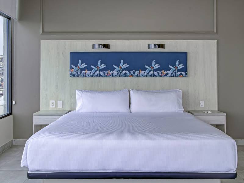 Zimmer |  DoubleTree by Hilton Guayaquil / Chamleon