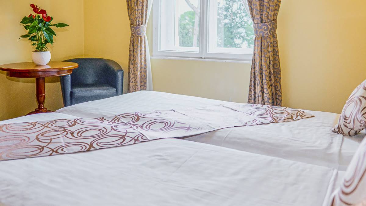 Hotel Bristol |  Hotel Bristol / Chamleon