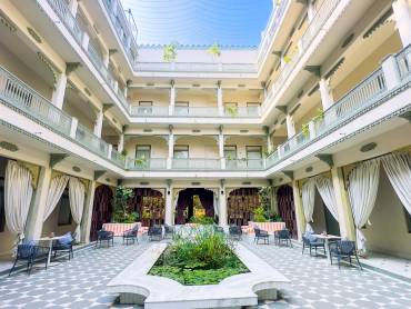 Boutiquehotel Manuscript Jhilwara Haveli |  Boutiquehotel Manuscript Jhilwara Haveli / Chamleon