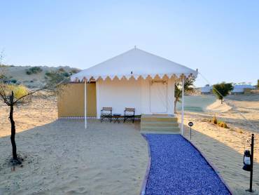 Dhora Desert Resort & Spa |  Dhora Desert Resort & Spa / Chamleon