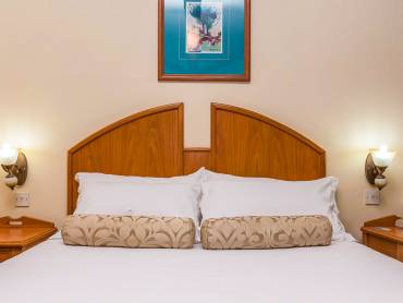 Ku Chawe Inn |  Ku Chawe Inn / Chamleon