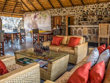 Thawale Lodge |  Thawale Lodge / Chamleon