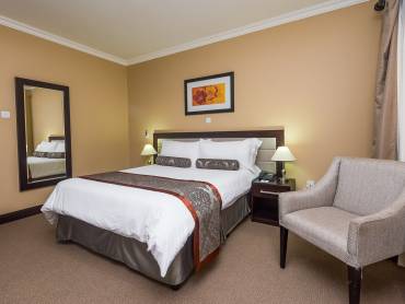 Lilongwe Hotel |  Lilongwe Hotel / Chamleon