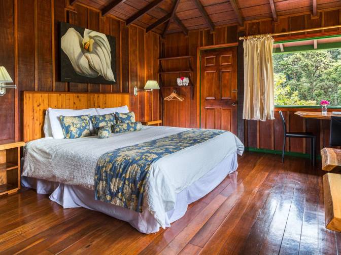 Trogon Lodge